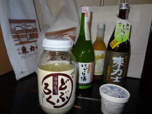 烏山の島崎酒造で「どぶろく」等買う。